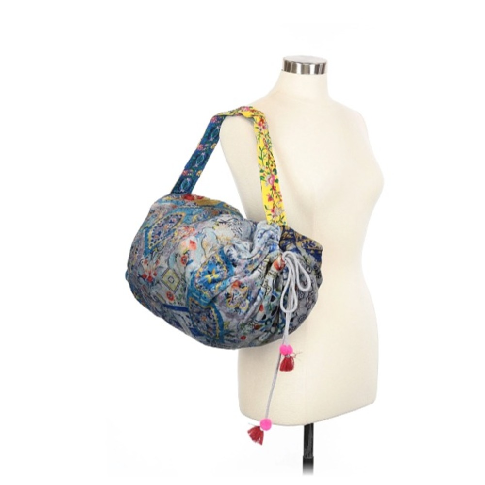 Johnny Was Hobo Drawstring Bag Embroidered Strap Plush Fleece Floral - Picture 2 of 9